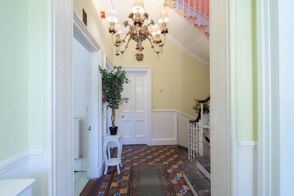 Central Claremont Townhouse Vakantiehuis